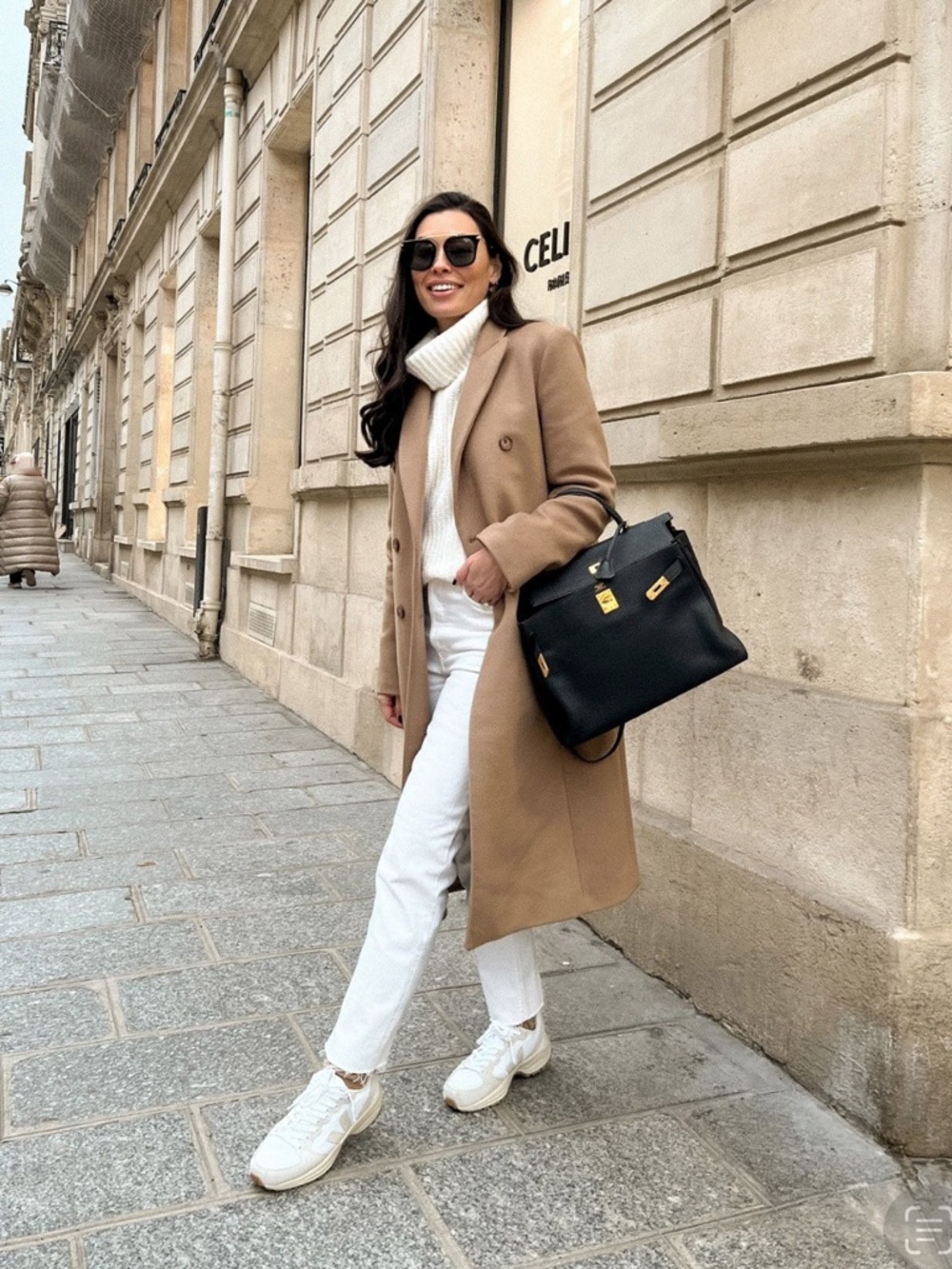 Re/Done White High-Rise Flare Jeans with Knee Distress